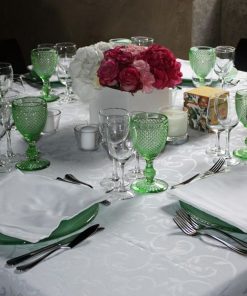 aluguer de mesa quadrada para 8 pessoas